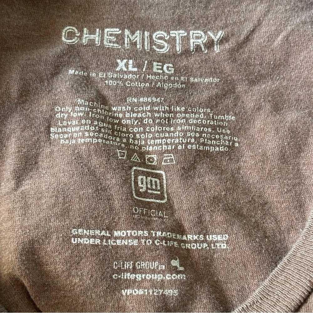 Chemistry Brown Corvette short sleeve Graphic Tee in size XL